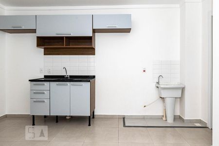 Sala/Cozinha de apartamento à venda com 2 quartos, 36m² em Vila Guarani (z Sul), São Paulo