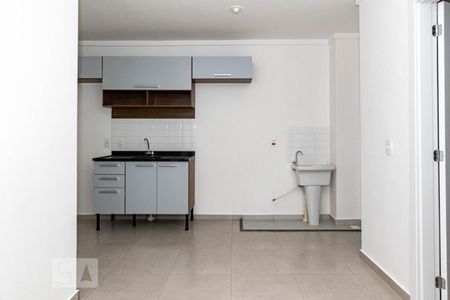 Sala/Cozinha de apartamento à venda com 2 quartos, 36m² em Vila Guarani (z Sul), São Paulo