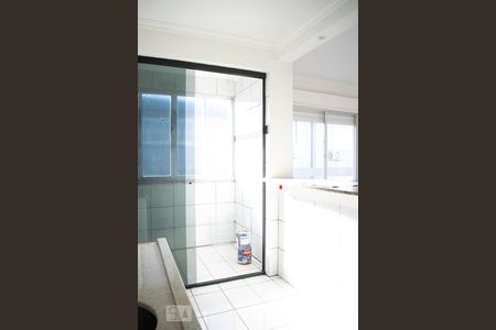 Cozinha de apartamento à venda com 1 quarto, 40m² em Cristal, Porto Alegre