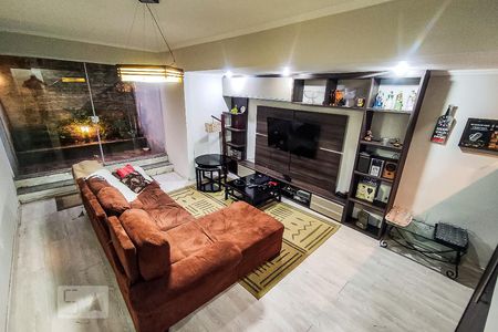 Casa à venda com 350m², 4 quartos e 4 vagas Casa à venda com 350m², 4 quartos e 4 vagasSala de Tv