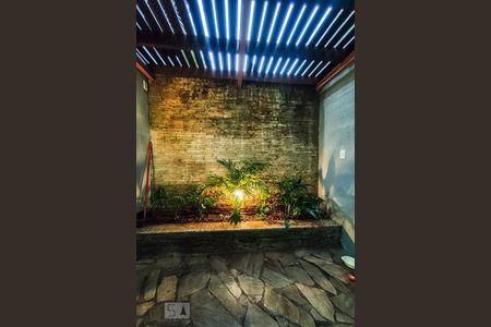 Casa à venda com 350m², 4 quartos e 4 vagas Casa à venda com 350m², 4 quartos e 4 vagasSala de Tv