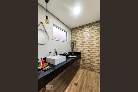 Casa à venda com 350m², 4 quartos e 4 vagas Casa à venda com 350m², 4 quartos e 4 vagasLavabo do Terraço