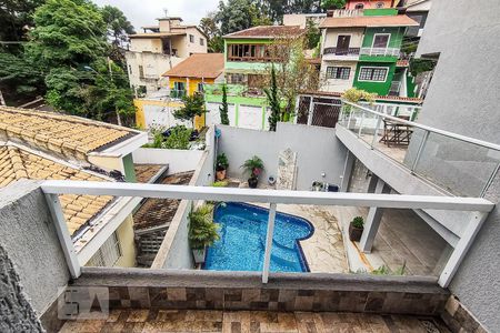 Casa à venda com 350m², 4 quartos e 4 vagas Casa à venda com 350m², 4 quartos e 4 vagasVaranda Suíte 1