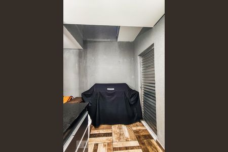 Casa à venda com 350m², 4 quartos e 4 vagas Casa à venda com 350m², 4 quartos e 4 vagasÁrea de Serviço