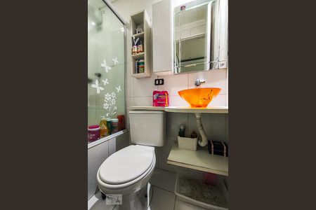 Casa à venda com 350m², 4 quartos e 4 vagas Casa à venda com 350m², 4 quartos e 4 vagasBanheiro da Suíte 2