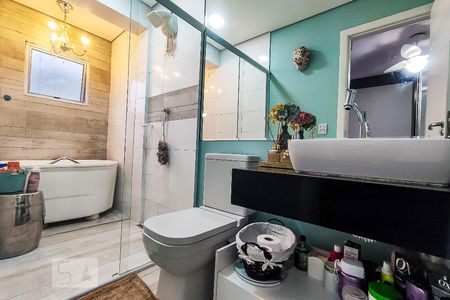 Casa à venda com 350m², 4 quartos e 4 vagas Casa à venda com 350m², 4 quartos e 4 vagasBanheiro da Suíte 1