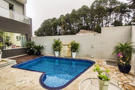Casa à venda com 350m², 4 quartos e 4 vagas Casa à venda com 350m², 4 quartos e 4 vagasPiscina