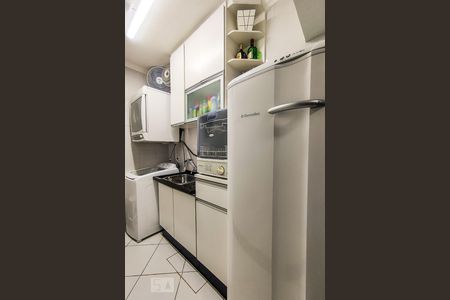 Casa à venda com 350m², 4 quartos e 4 vagas Casa à venda com 350m², 4 quartos e 4 vagasÁrea de Serviço