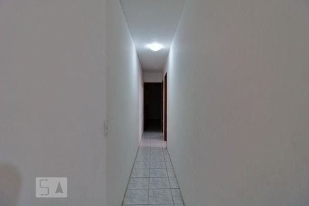 Corredor de casa para alugar com 2 quartos, 90m² em Parque Monte Alegre, Taboão da Serra