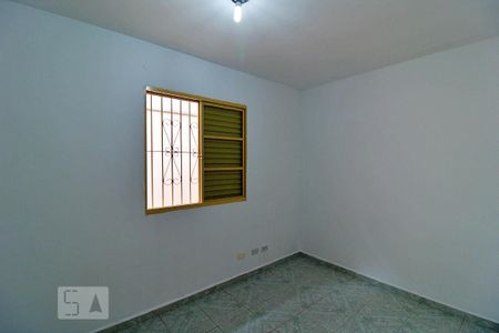 Casa para alugar com 90m², 2 quartos e 2 vagasQuarto 2