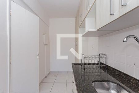Cozinha de kitnet/studio para alugar com 1 quarto, 35m² em Liberdade, São Paulo