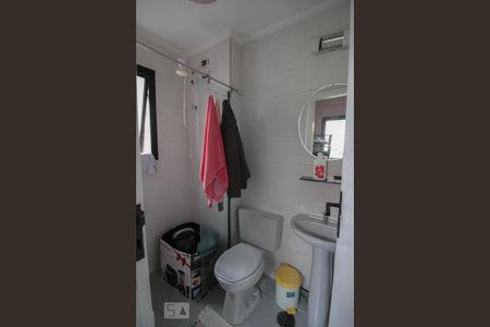 Apartamento à venda com 213m², 4 quartos e 3 vagas Apartamento à venda com 213m², 4 quartos e 3 vagasbanheiro de serviço