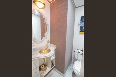 Apartamento à venda com 213m², 4 quartos e 3 vagas Apartamento à venda com 213m², 4 quartos e 3 vagaslavabo