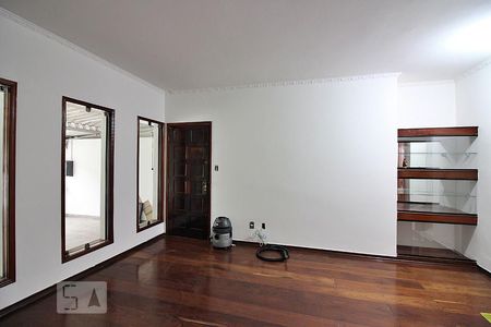 Sala de casa à venda com 4 quartos, 170m² em Jardim do Mar, São Bernardo do Campo