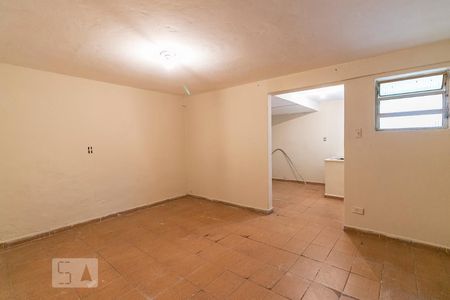 Dormitório de casa para alugar com 1 quarto, 70m² em Vila Santa Isabel, São Paulo