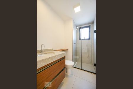 Banheiro de apartamento para alugar com 1 quarto, 49m² em Brás, São Paulo