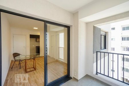 Apartamento à venda com 49m², 1 quarto e sem vaga Apartamento à venda com 49m², 1 quarto e sem vagaVaranda