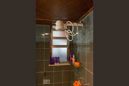 Apartamento à venda com 74m², 1 quarto e 1 vagaBanheiro