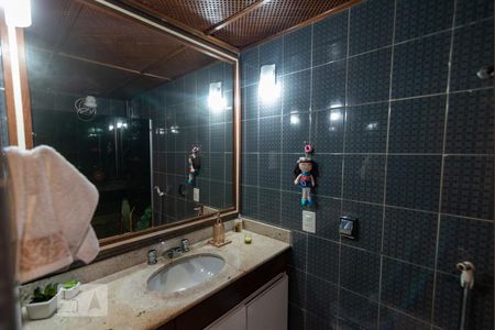 Apartamento à venda com 74m², 1 quarto e 1 vagaBanheiro