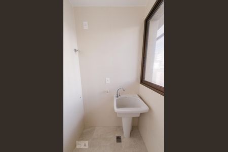 Área de serviço de apartamento para alugar com 1 quarto, 63m² em Buritis, Belo Horizonte