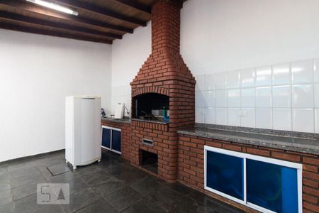 Churrasqueira de casa de condomínio para alugar com 2 quartos, 80m² em Vila Bancária, São Paulo