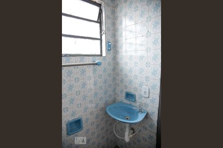 Banheiro de casa para alugar com 1 quarto, 70m² em Chácara Belenzinho, São Paulo