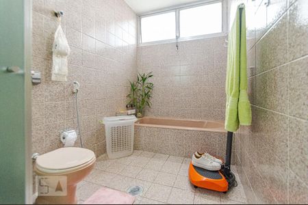 Apartamento à venda com 250m², 3 quartos e 1 vagaBanheiro Social