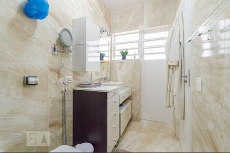 Apartamento à venda com 250m², 3 quartos e 1 vagaBanheiro da Suíte