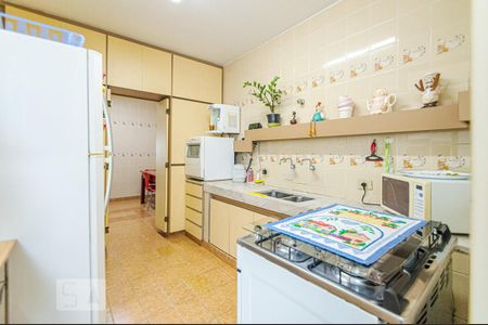 Apartamento à venda com 250m², 3 quartos e 1 vagaCozinha