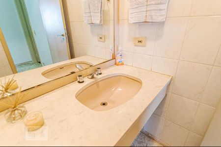 Apartamento à venda com 250m², 3 quartos e 1 vagaLavabo