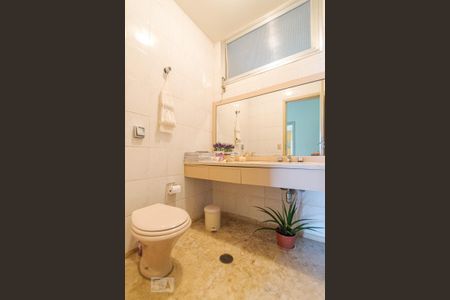 Apartamento à venda com 250m², 3 quartos e 1 vagaLavabo