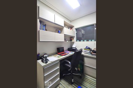 Escritório de casa à venda com 2 quartos, 163m² em Vila Curuca, Santo André