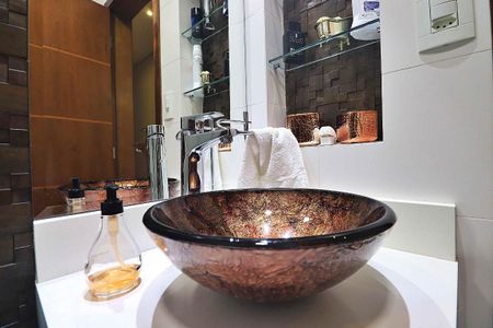 Casa à venda com 163m², 2 quartos e 2 vagasBanheiro da Suíte