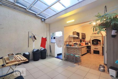 Casa à venda com 163m², 2 quartos e 2 vagasChurrasqueira