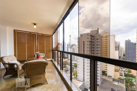 Varanda de apartamento para alugar com 4 quartos, 286m² em Cambuí, Campinas