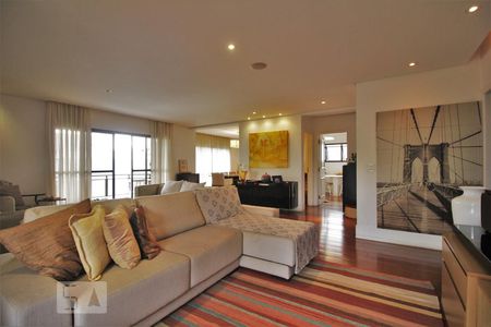 Sala de apartamento à venda com 3 quartos, 264m² em Real Parque, São Paulo