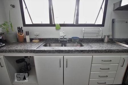 Apartamento à venda com 264m², 3 quartos e 3 vagasPia