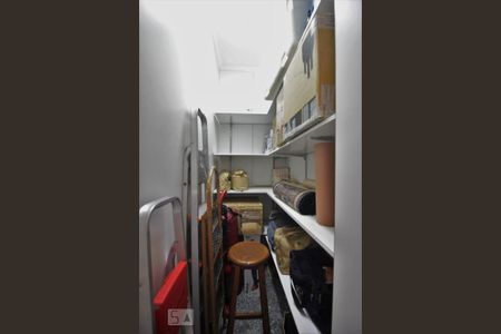 Apartamento à venda com 264m², 3 quartos e 3 vagasDespensa