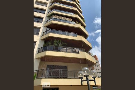 Apartamento à venda com 264m², 3 quartos e 3 vagas Apartamento à venda com 264m², 3 quartos e 3 vagasFachada