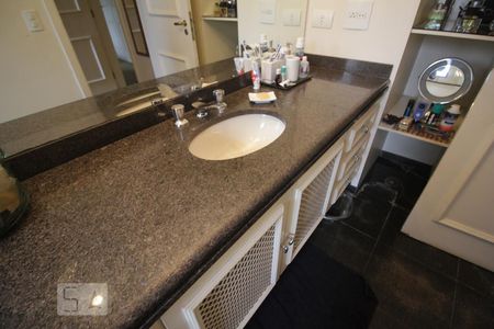 Apartamento à venda com 264m², 3 quartos e 3 vagasPia