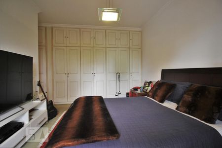 Apartamento à venda com 264m², 3 quartos e 3 vagasSuíte 2