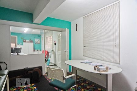 Casa à venda com 400m², 2 quartos e 2 vagas Casa à venda com 400m², 2 quartos e 2 vagasSala subsolo 2