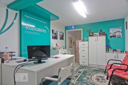 Casa à venda com 400m², 2 quartos e 2 vagas Casa à venda com 400m², 2 quartos e 2 vagasSala subsolo 2