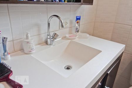 Casa à venda com 400m², 2 quartos e 2 vagas Casa à venda com 400m², 2 quartos e 2 vagasBanheiro da Suíte