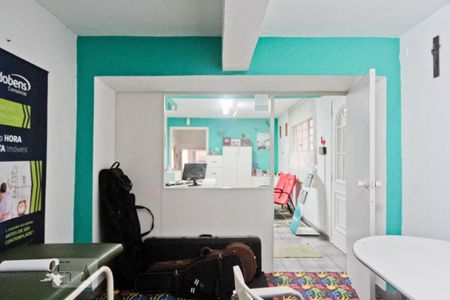 Casa à venda com 400m², 2 quartos e 2 vagas Casa à venda com 400m², 2 quartos e 2 vagasSala subsolo 2