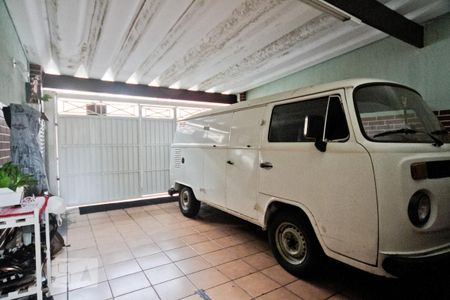 Casa à venda com 400m², 2 quartos e 2 vagas Casa à venda com 400m², 2 quartos e 2 vagasGaragem