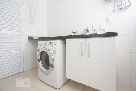 Apartamento à venda com 143m², 3 quartos e 2 vagasÁrea de Serviço