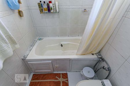 Casa à venda com 162m², 3 quartos e 3 vagassuíte