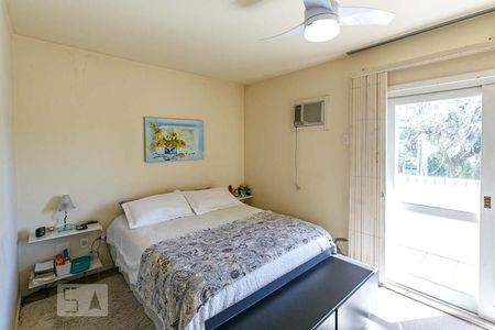 Casa à venda com 162m², 3 quartos e 3 vagassuíte