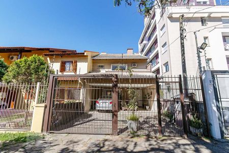 Casa à venda com 162m², 3 quartos e 3 vagasFachada